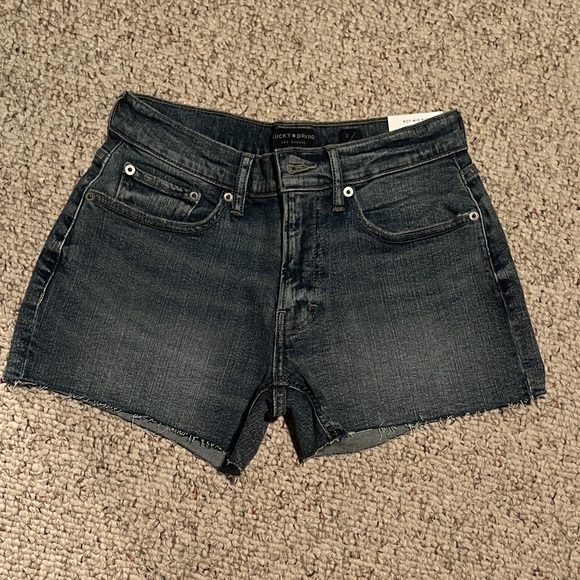 Lucky Brand Pants - NWT Lucky Brand Boy Mid-Rise Short